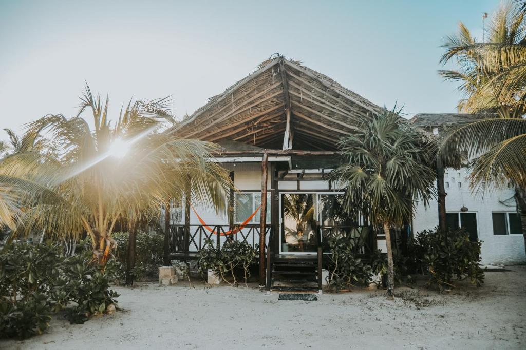 Escape To Villas El Encanto Holbox – Your Private Oasis On The Beach!